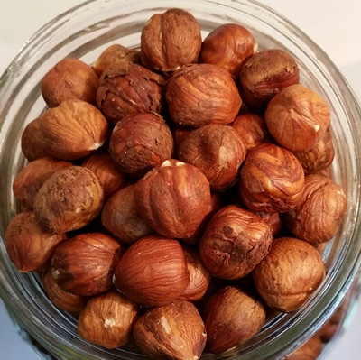 Noisettes biologiques crues