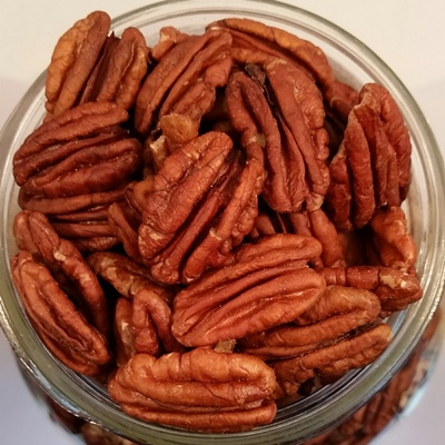 Pacanes crues biologiques