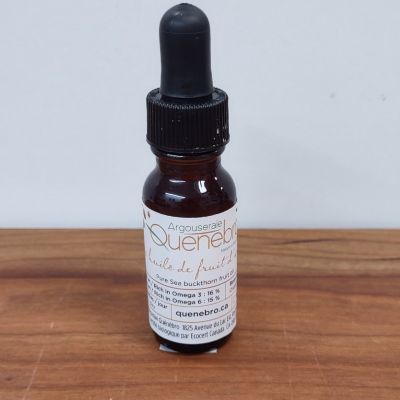 Pure huile de fruits d'argousier bio